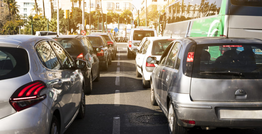 Embouteillage pour illustrer l'article sur les VTC en Algérie